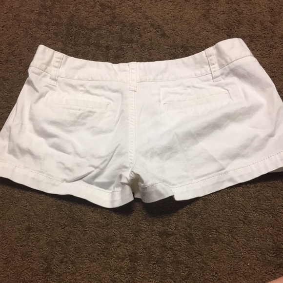 Mossimo Supply CO size 5 solid white shorts EUC - Picture 8 of 10